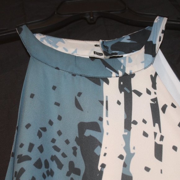 Original Design A-Line Halter Top Dress - Picture 4 of 10